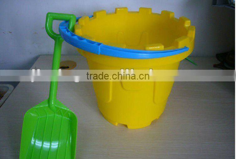 plastic sands busket and shovel for kids