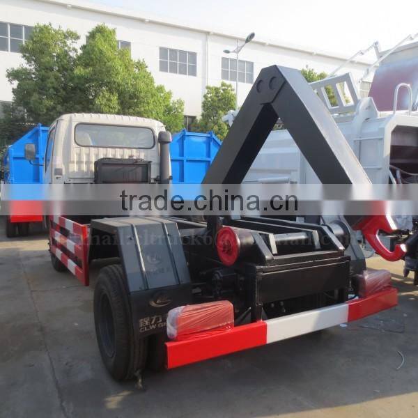 95 hp 4*2 DONGFENG Detachable Garbage Truck 4 m3