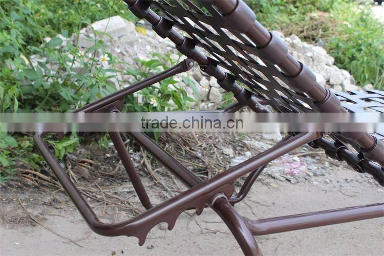 Flat rattan net weaving sun lounger