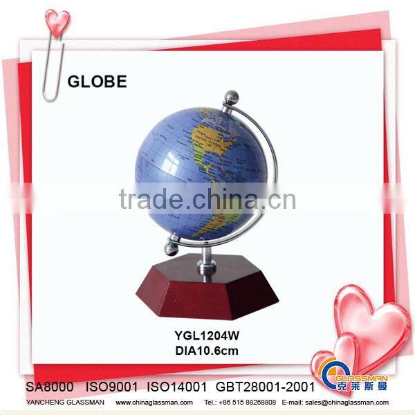 plastic deskpot globe with wood base YGL1210
