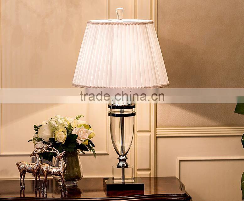 Modern concise design clear K9 crystal table lamp with white color fabric lampshade