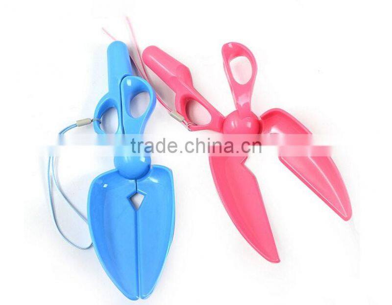 Pet Dog Waste Scissor Pooper Scooper Sanitary Tool Pickup Tools