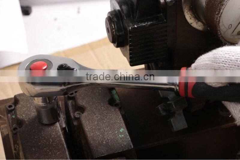 OK-tools ratchet handle,72T, curved handle with pear-type handle, 40cr+crmo material, PP+TRP handle, good quality ratchet handle