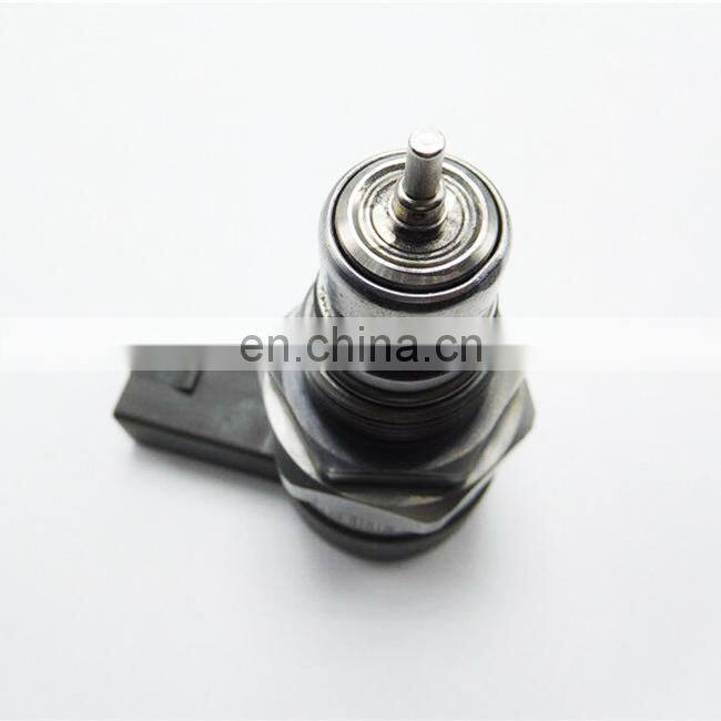 0281002859 Fuel Rail Pressure Relief Limiter Valve For Audi A3 A4 Q3 Q5 Q7