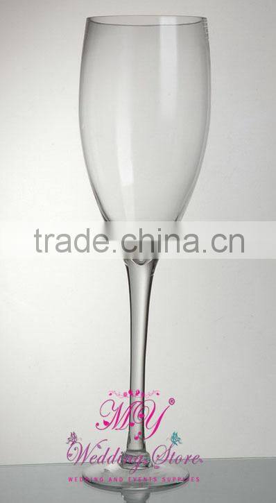 Red wine glass shape wedding vase stander