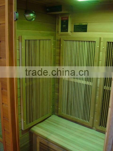 1 People Capacity and Red Cedar Solid Wood Type dry steam sauna room