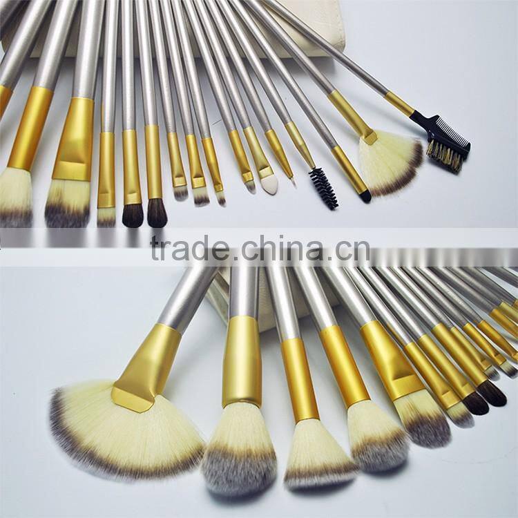Chinese manufacturer 18pcs professional brushes make up tool with bag
