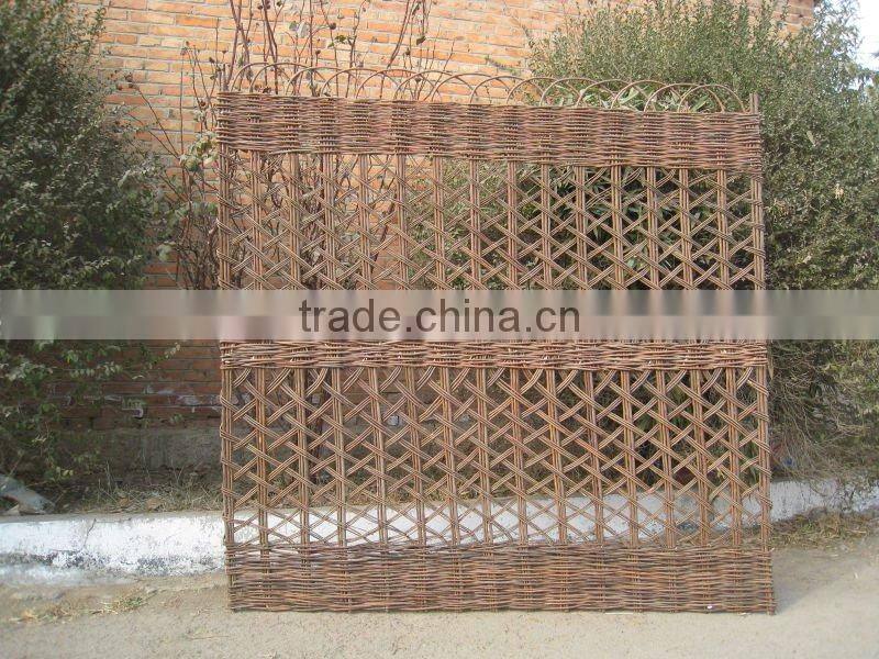 Natural Wicker panel for garden decoration