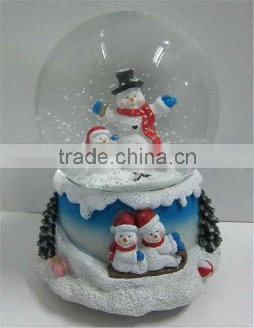 Decorate gift polyresin water snow globes