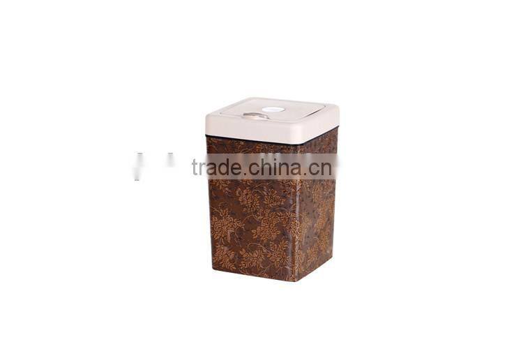 European Style Plastic Trash Can Bucket Square With Lid Trash Bin 13L
