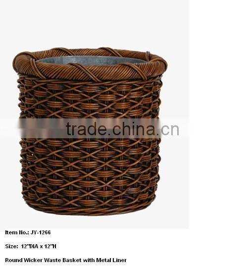 Round willow basket For Trash with liner