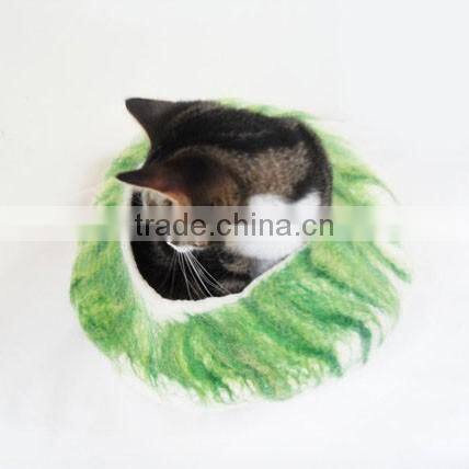 Handmade Felted Purple Wool Cat cocoon