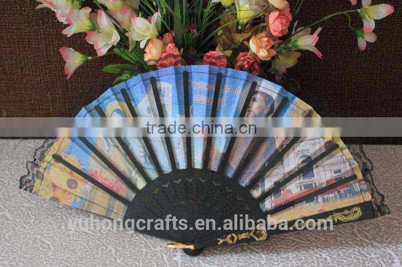 Antique lace handheld fan