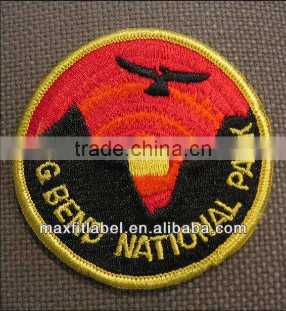 China high quality embroidery logo badge patch for clothing garment