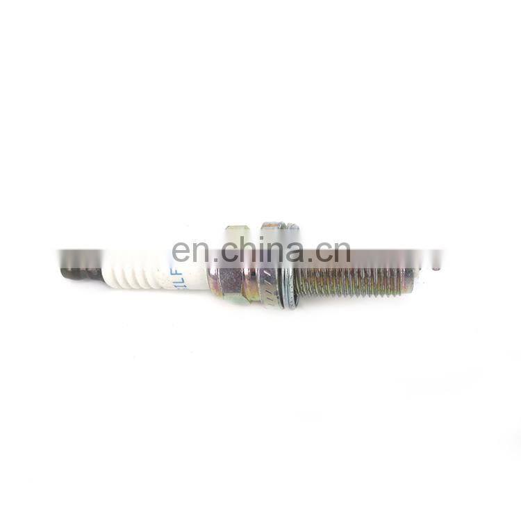 Hengney Auto engine parts 22401AA670 SILFR6A 7913 for Impreza Forester Legacy 2.5 Car plugs Skoda spark plug