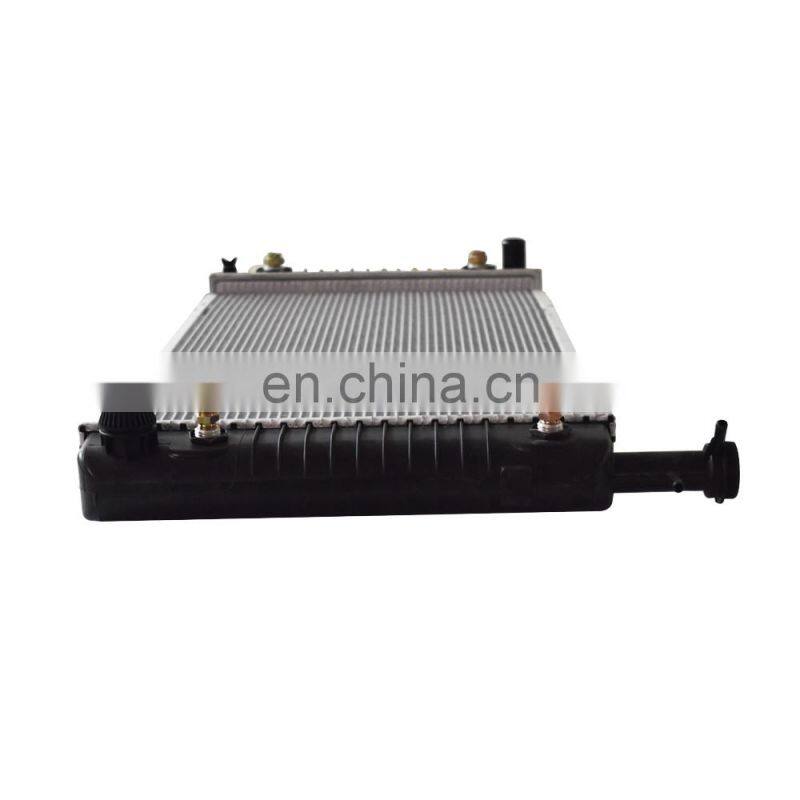 Radiator For 2004-2018 Chevy Express 2500 3500 GMC Savana 4.8 6.0L 2791