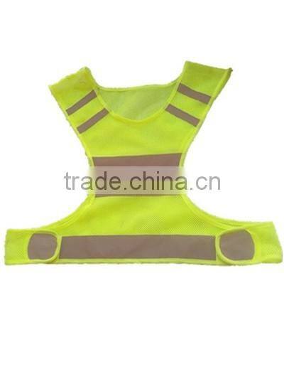 Knit fabric reflective running vest
