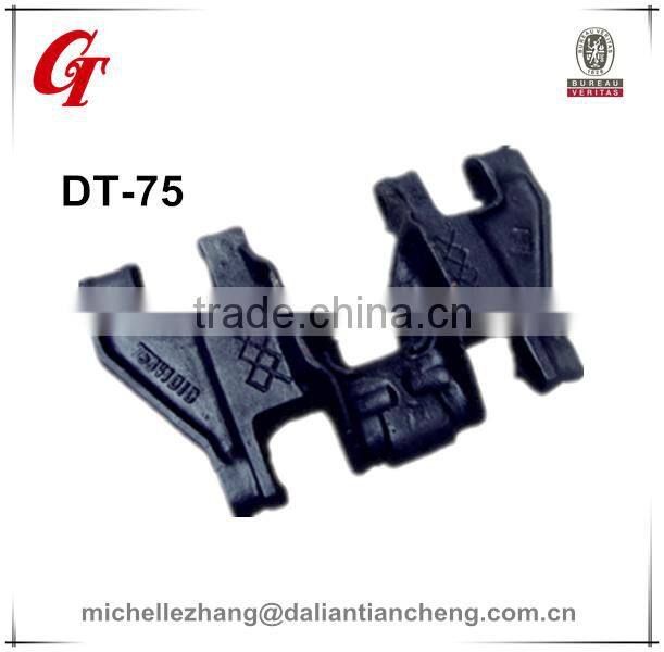 Hot sales in Russia Trcak shoe DT75 casting