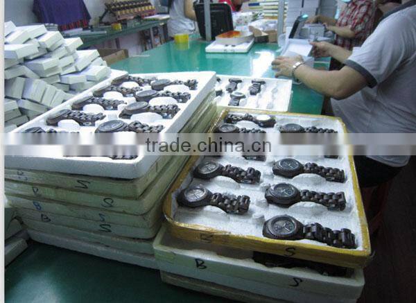 2016 high quality Popular elegant wood wristwatch with various colors wood Case and Band, Japan Movement 2035 with calendar