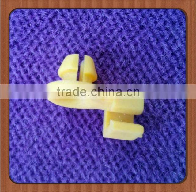 HOT SALE auto clips and plastic fasteners hyundai