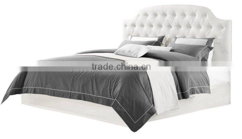 Tufted Faux Leather Headboard King Size Bed, Classical Style King Size Bed (MB8017)