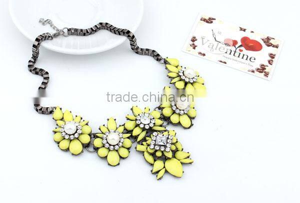 Multicolor Acrylic Pearl Flower Choker Collar Pendant Statement Necklace Women Fashion Necklaces for Women 2014