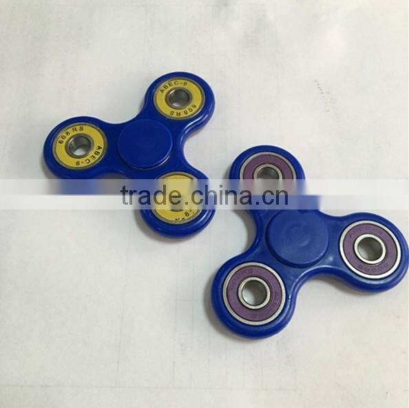 2017 hot sales Tri Spinner Fidget Toy with hybrid zro2 ceramic bearing 608 bearing