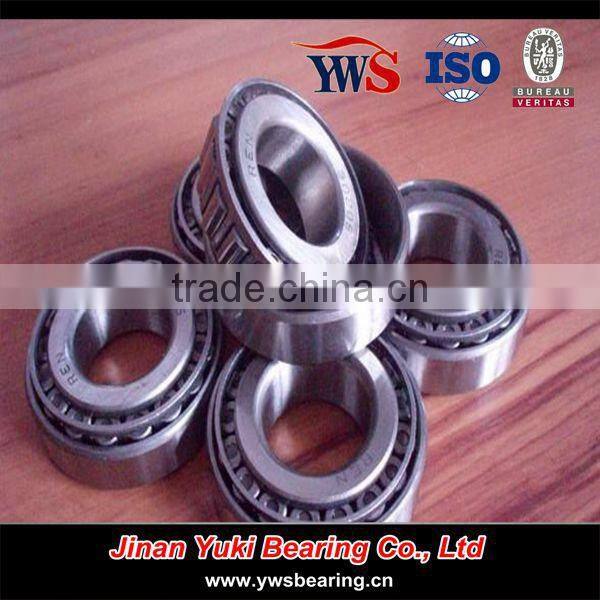 Hot sale single row tapered roller bearings 32330