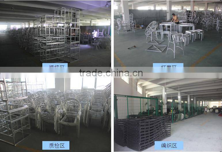 2015 New Design of Plastic Wood Dining Set (BP-390)