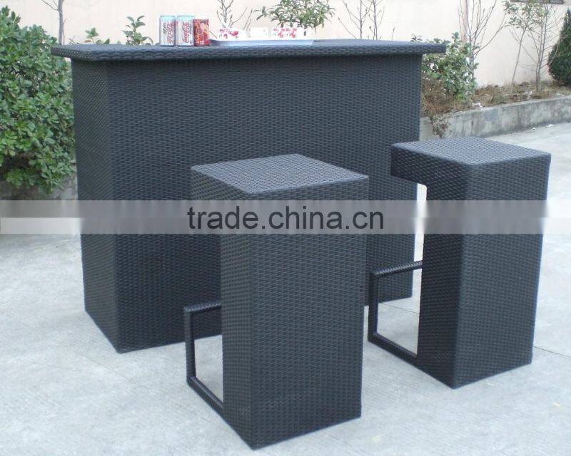 Creative Bar Table And Chairs With Cheap Price