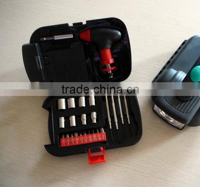 24 pcs Mulit purpose combination tool set with light
