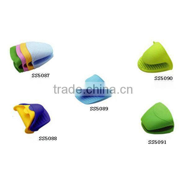 SS-5085 Heat Resistant silicone glove With Five Fingers