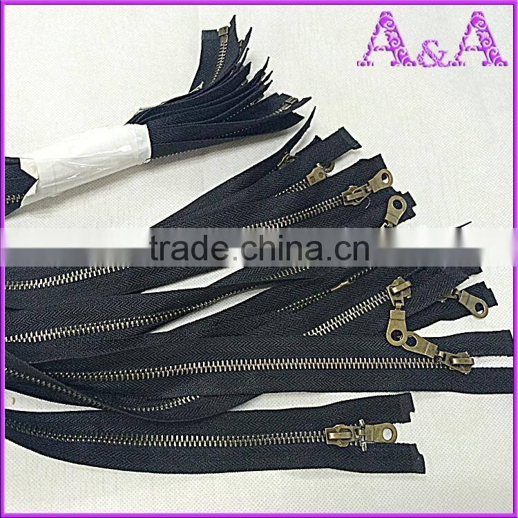 #4 metal zipper,with YG slider,close end, for brazil market