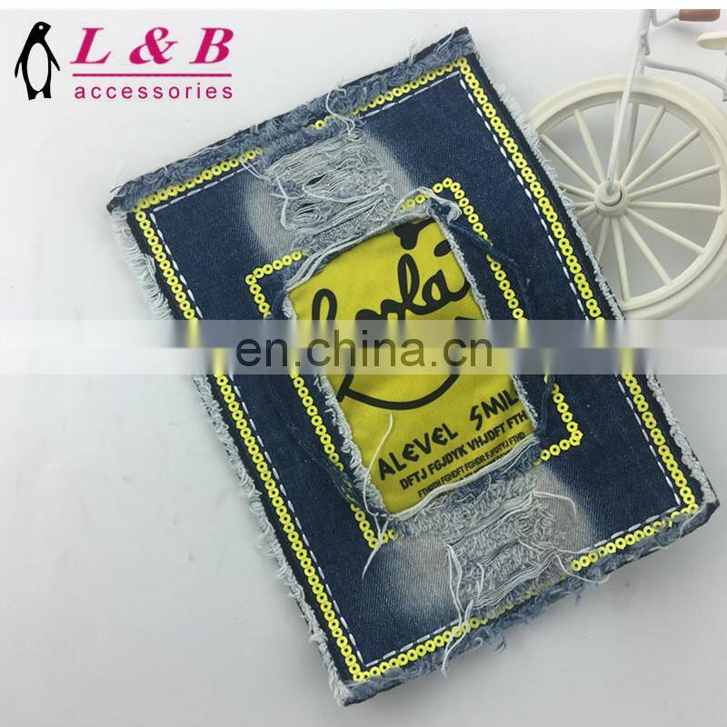 New design wholesale towel embroidery patch with denim
