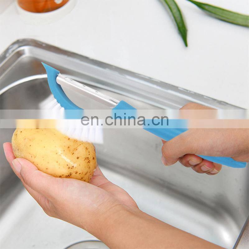 Multifunctional Kitchen Accessories Stainless Steel Sharp Peeler Fruit Potato Peeler Kitchen Gadgets with Brush