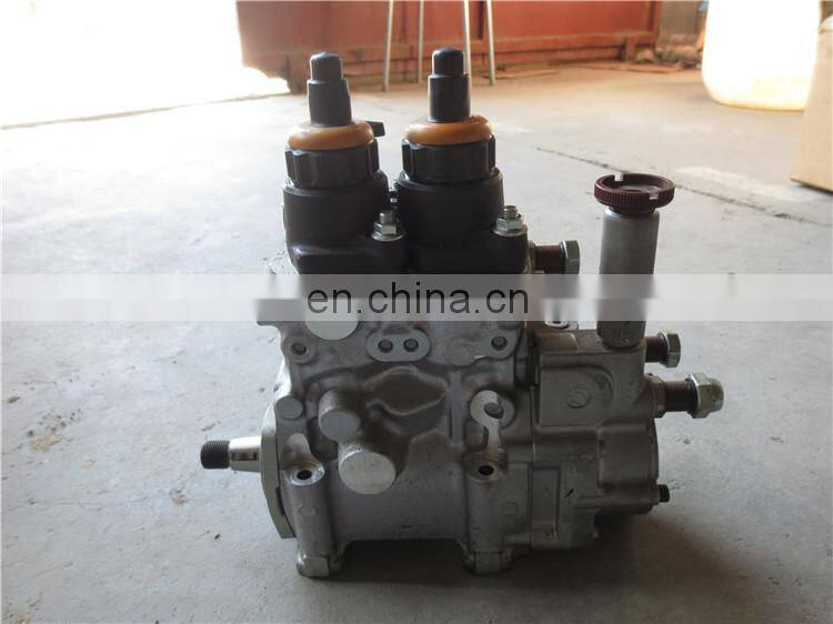 Sinotruk Howo Truck Engine Parts Fuel System Fuel Pump R61540080101