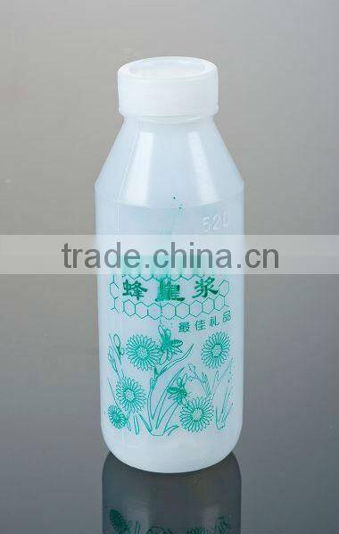 White bottle for peach juice 550ml plastic peach juice squeeze bottle