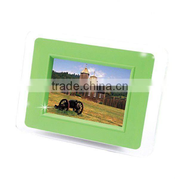 digital photo frame