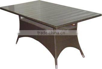 outdoor rattan table with tempered glass in different design