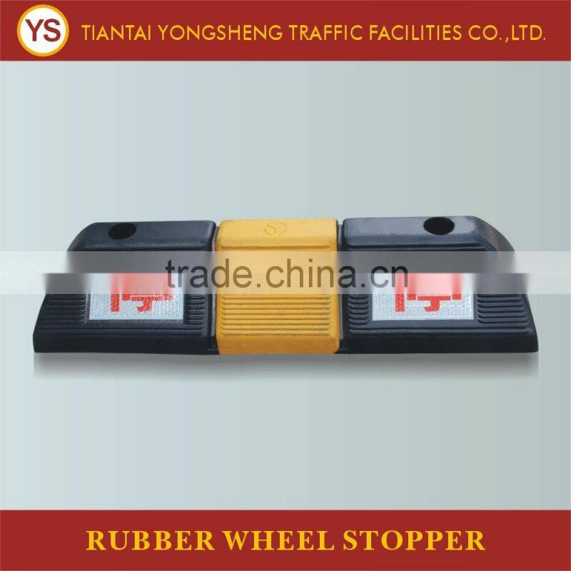 Customised Rubber Car Truck Parking Wheel Stoppers with Warning Words