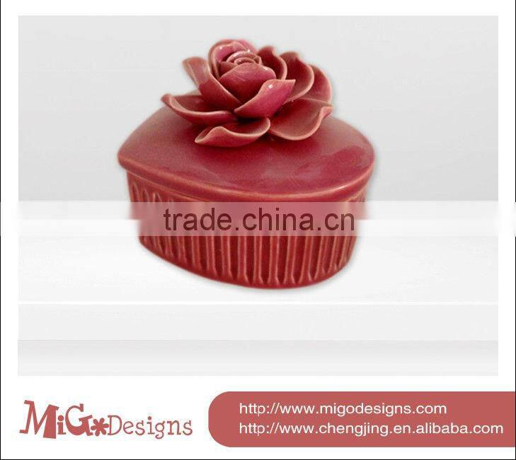 China Custom Handmade Craft Wedding Favor Gift Box