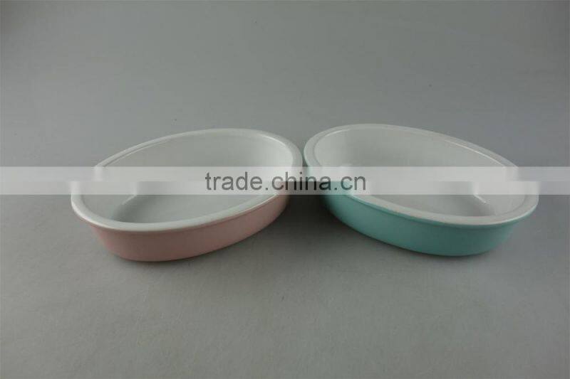 White oval shape ceramic bakeware porcelain bake plate with hands in stocklots