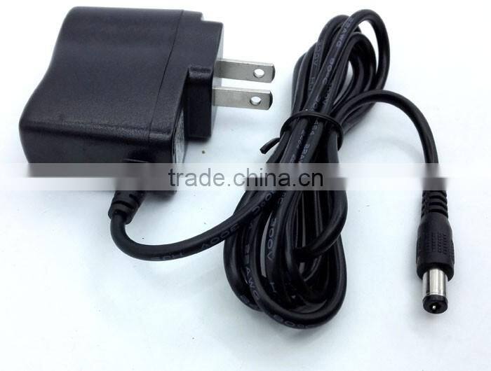 LED AC/DC wall plug adapter 3A 10W