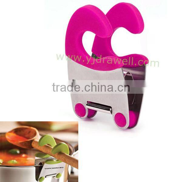 SE-1500 Heat Resistant silicone pan handle covers