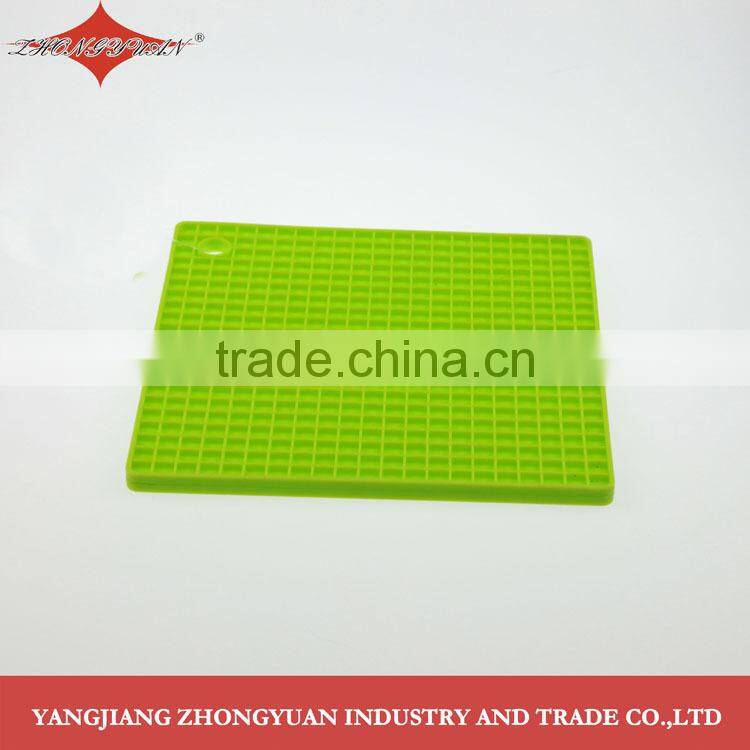 High heat resistant multipurpose square shaped silicone mat, kitchen pad