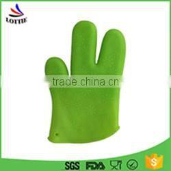 Hot sale long silicone baking gloves food grade silicone BBQ gloves/silicone oven mitts