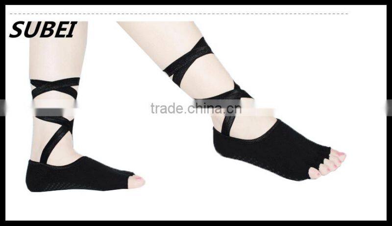 Non-slip yoga socks toe socks Toe socks lace halter dance toe socks