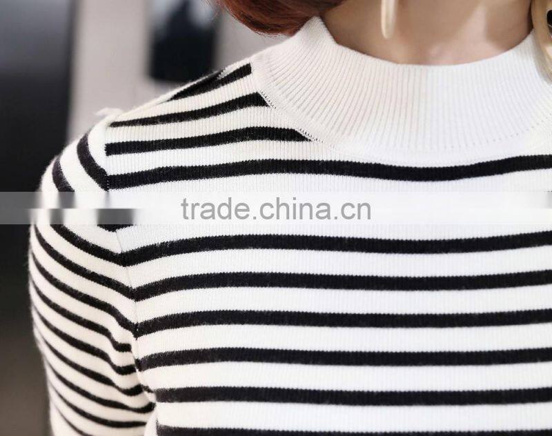 black and white striped short sleeven Turtleneck sweater for women