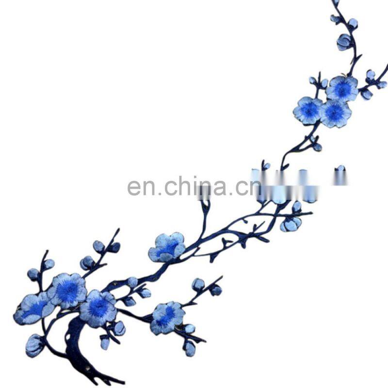 Plum Blossom Flower Applique Clothing Embroidery Patch Fabric Sticker Iron On Sew Craft Sewing Repair Embroidered