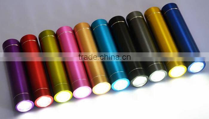 2600mAh universal portable power bank with led flash